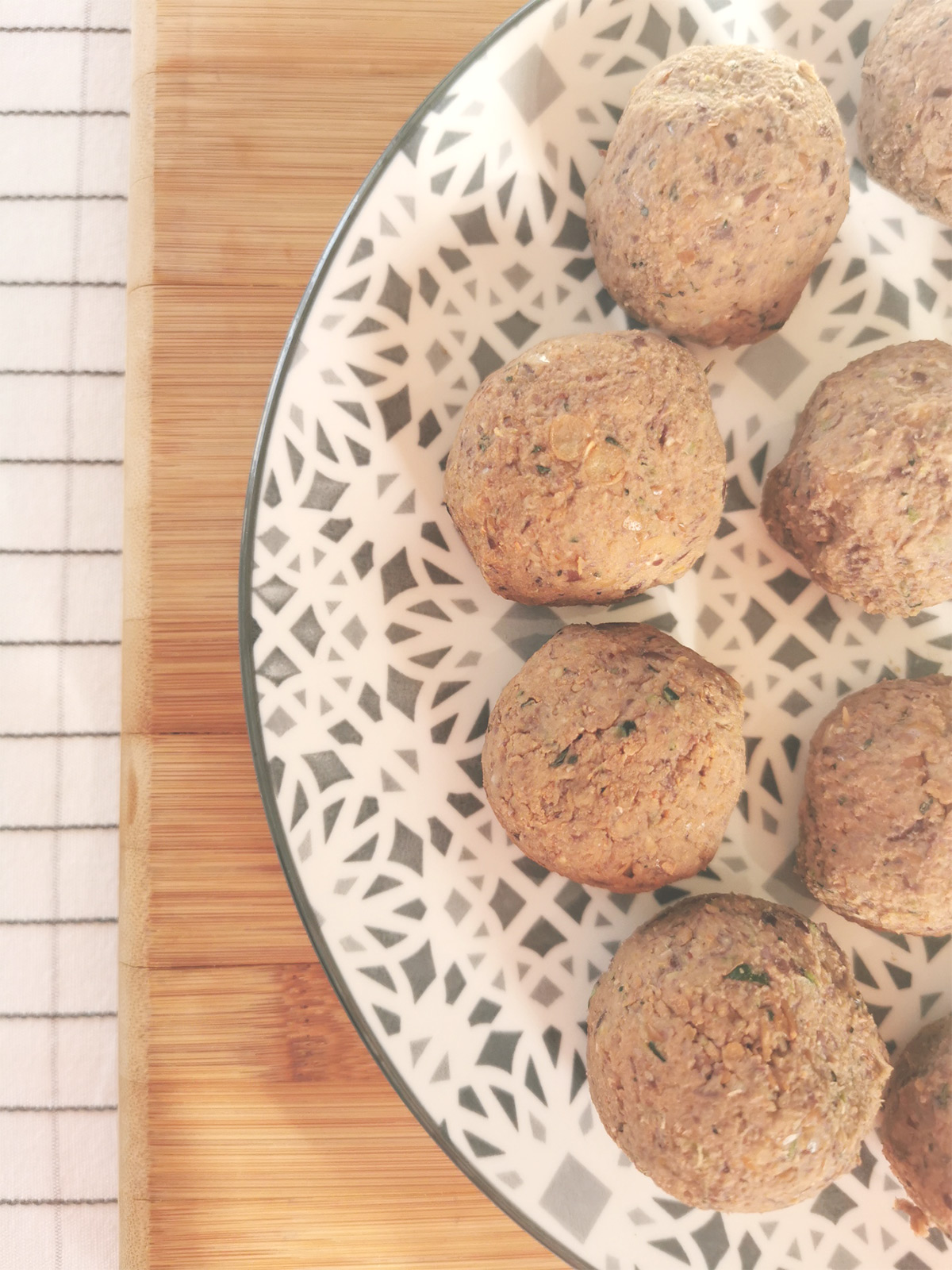 Boulettes aux lentilles et haricots noirs